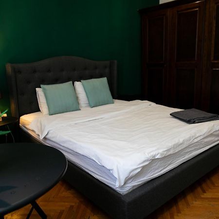 Color Studio Blv Elisabeta 23 Bucarest Extérieur photo