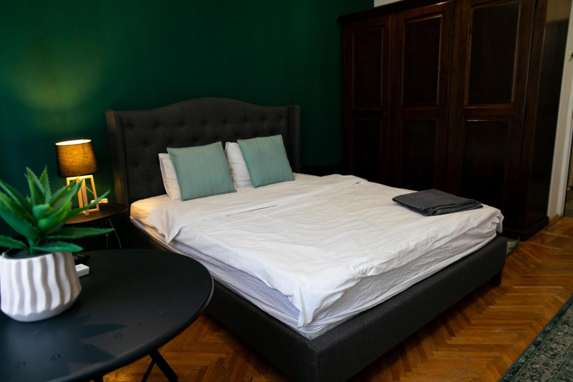 Color Studio Blv Elisabeta 23 Bucarest Extérieur photo